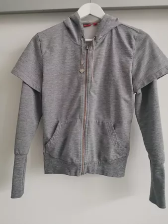 Damen Kapuzenjacke Puma grau Grösse XS guter Zustand