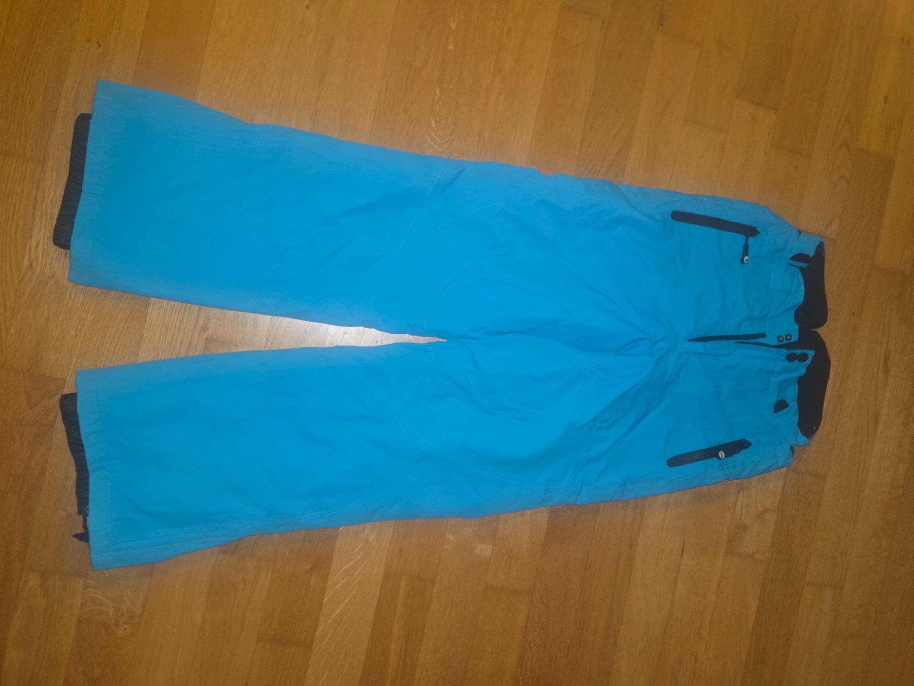 Hosen: Skihose 164 – Gebraucht aus Sursee von Ventiduese