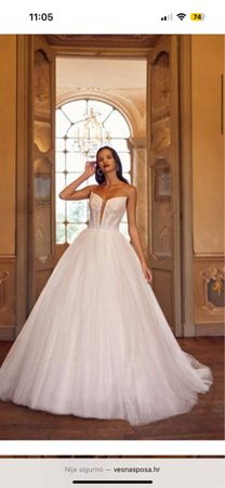 Bridal Gown Strapless Tulle Pearls 