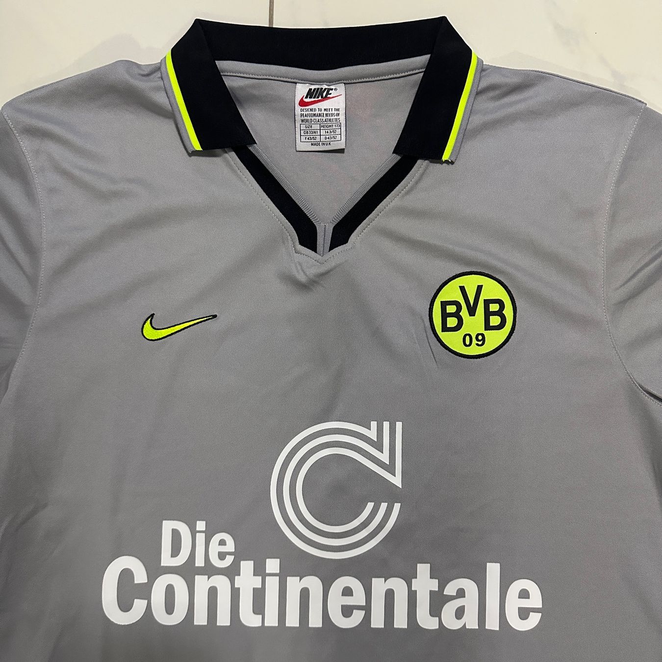 BVB Leibchen & Hosen: Borussia Dortmund Trikot Grösse L – Neu (gemäss Beschreibung) aus Liestal von tha_dg6j 1