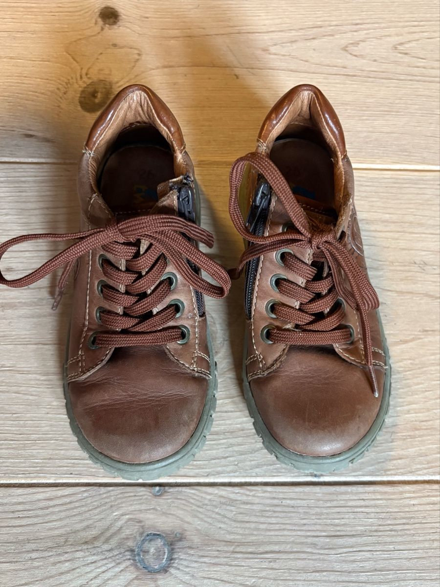 Scarpe per ragazzi: Lederschuhe von TWISTY Gr. 26 – Usato da Schwerzenbach venduto da frauminze 1