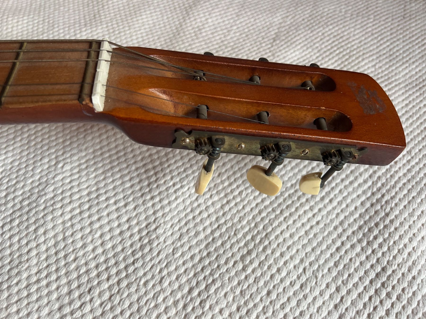Strumenti musicali: Gitarre für Bastler – Difettoso da Zollikofen venduto da Lunirabe 3