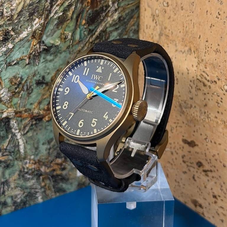 Montres: IWC Big Pilot's "MR Porter Edition 1" IW329703 – D'occasion à Genève par minty.watches 1