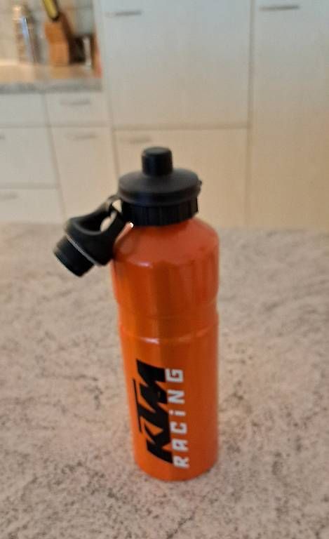 Gourdes & Thermos: Trinkflasche KTM – D'occasion à Dottikon par Flecki8800 1