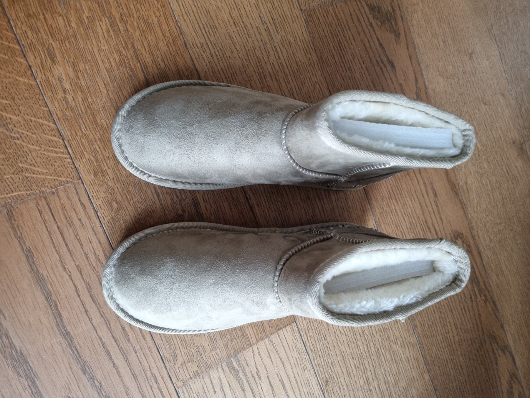 Scarpe da donna: Winterstiefel Neu Kunstfell Gr 37 – Nuovo e nell'imballaggio originale da Bassersdorf venduto da Sandy456 4