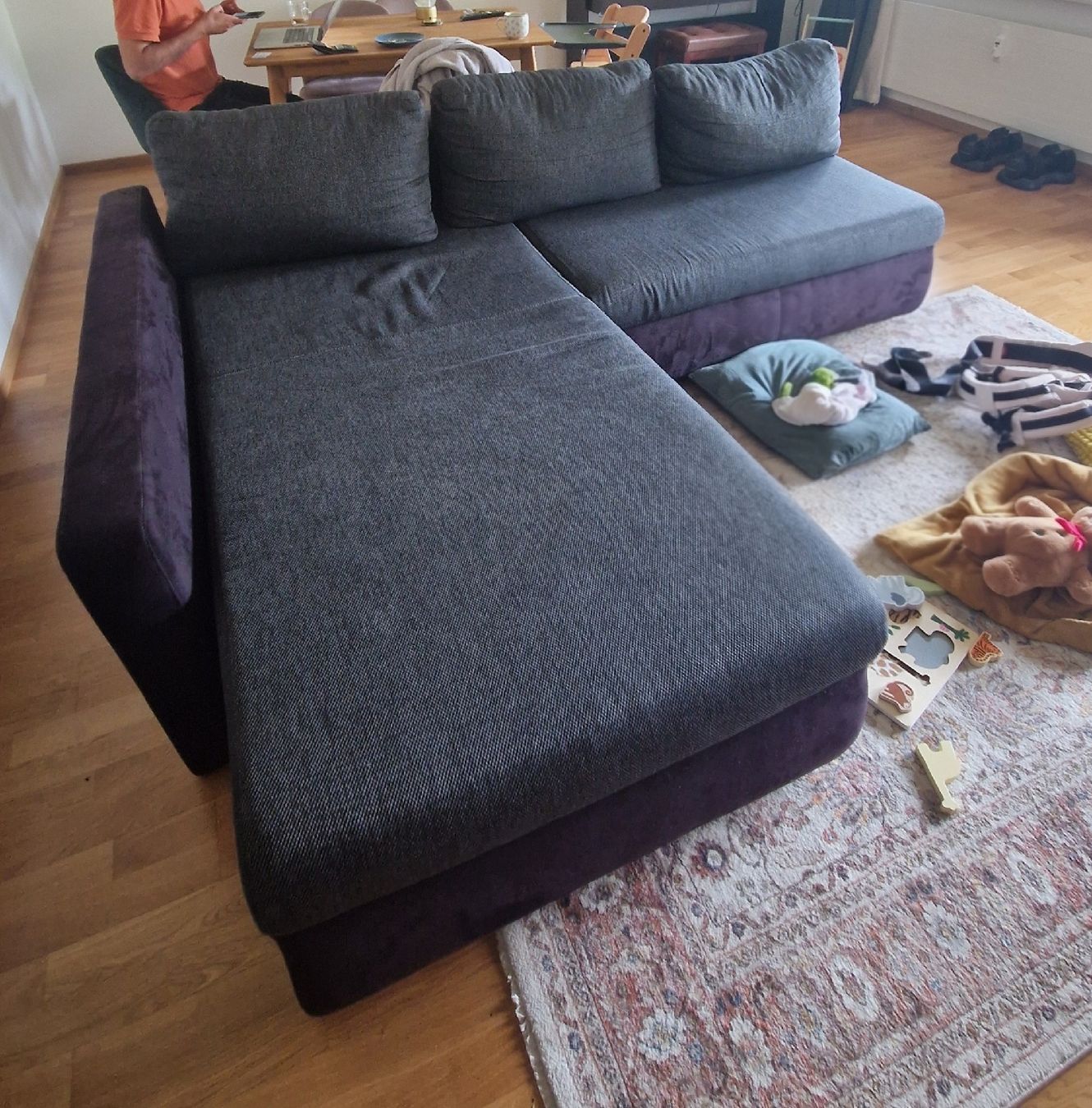 Sofas: Cosy Grey Corner Sofa – Gebraucht aus Buchs SG von nik_r7sd 1
