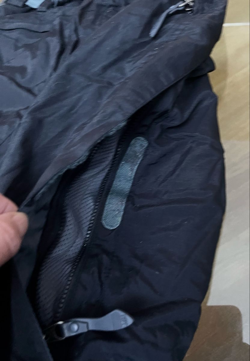 Pantalons: Pantalon de ski Helly Hansen noir, 152 – D'occasion à Oltingen par ugr_wn5x 2