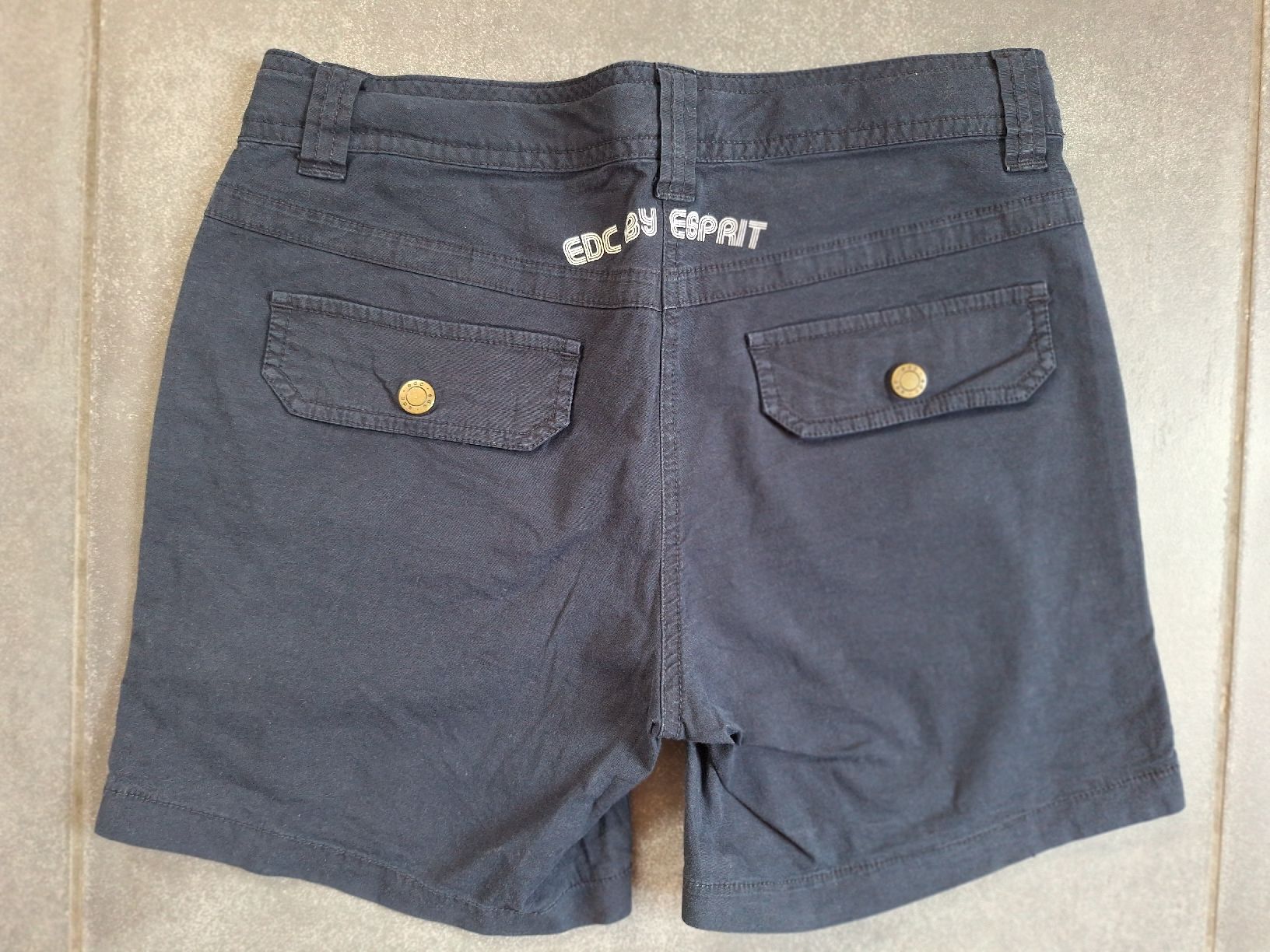 Esprit Hosen: Shorts von Esprit, Grösse 164 – Gebraucht aus St.Gallen von dajo0809 3