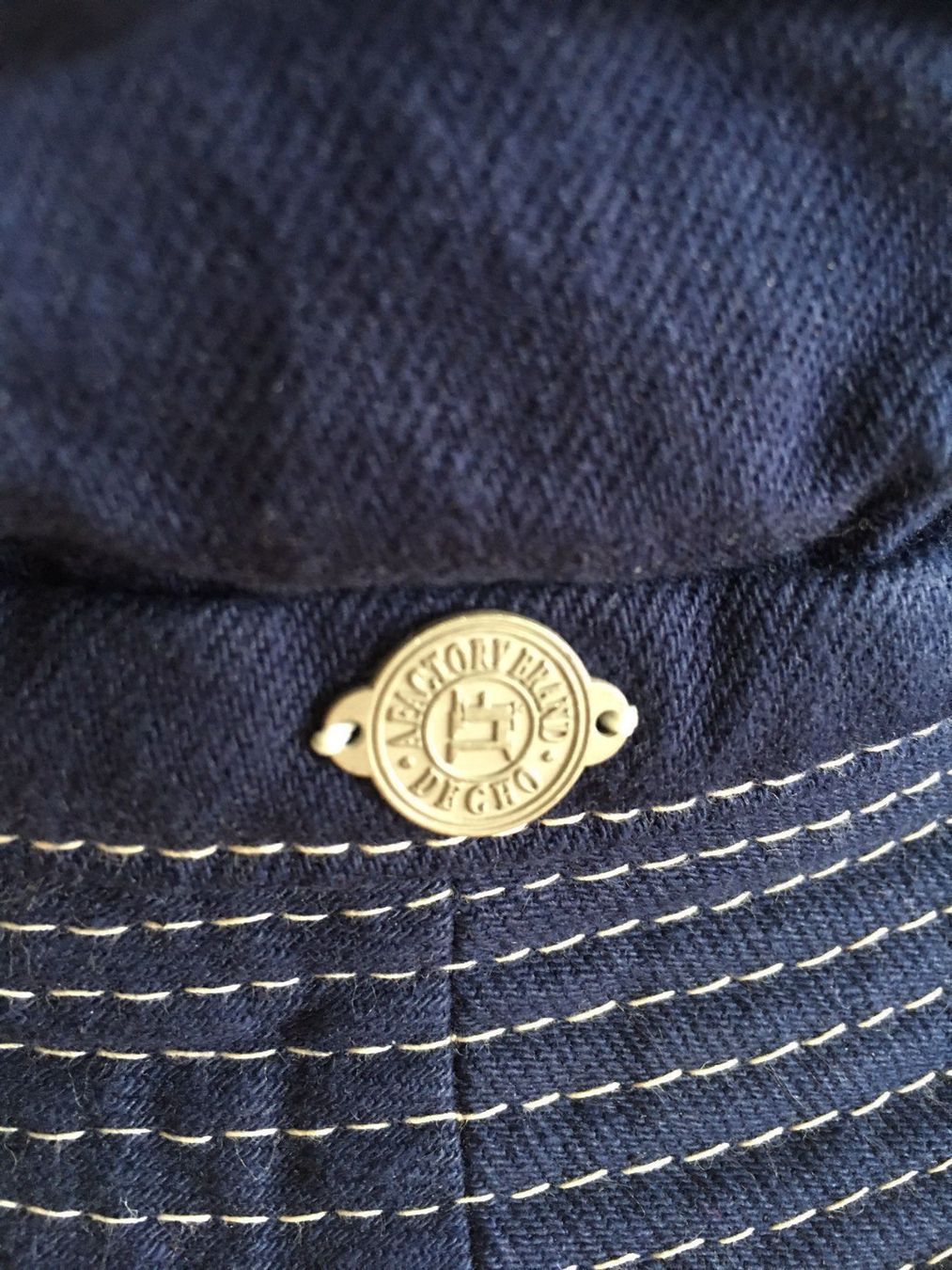 Copricapi, berretti & cappellini: Decho Bucket Hat – Nuovo (secondo la descrizione) da Beinwil am See venduto da isole 1