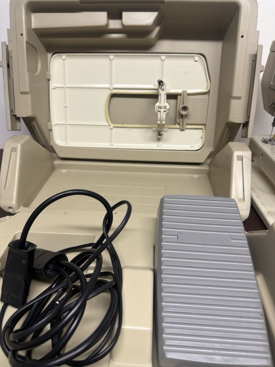 Bernina Macchine da cucire: Machine à coudre Bernina 801 Matic Electronic – Usato da Bôle venduto da K200C 3