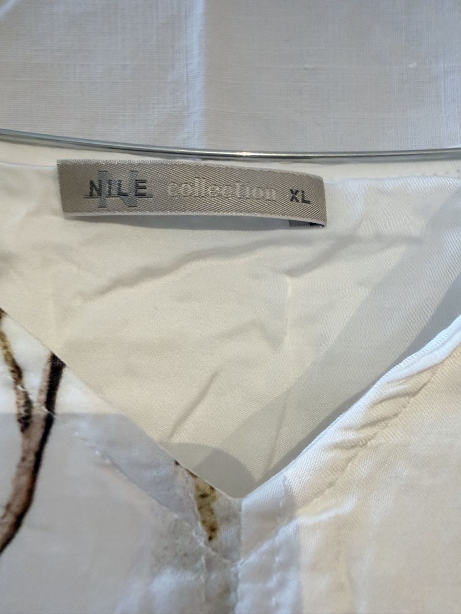 Nile Robes: NILE – D'occasion à Urnäsch par _._naomi_._ 2