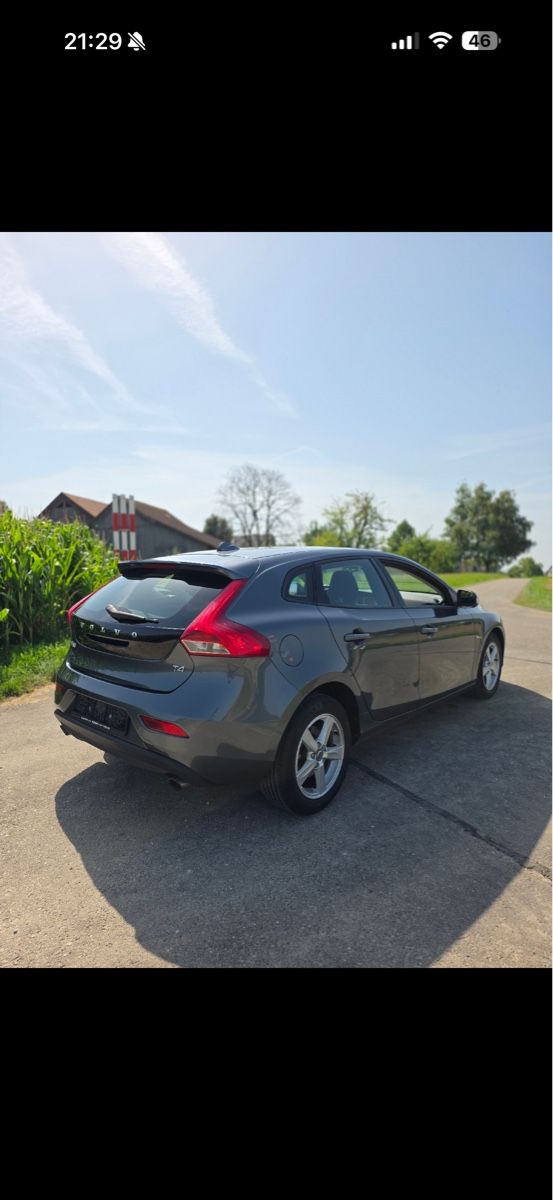Volvo Automobili: VOLVO V40 T4 Summum Powershift 2013 – Usato da Schaffhausen venduto da moh_jfy5 8