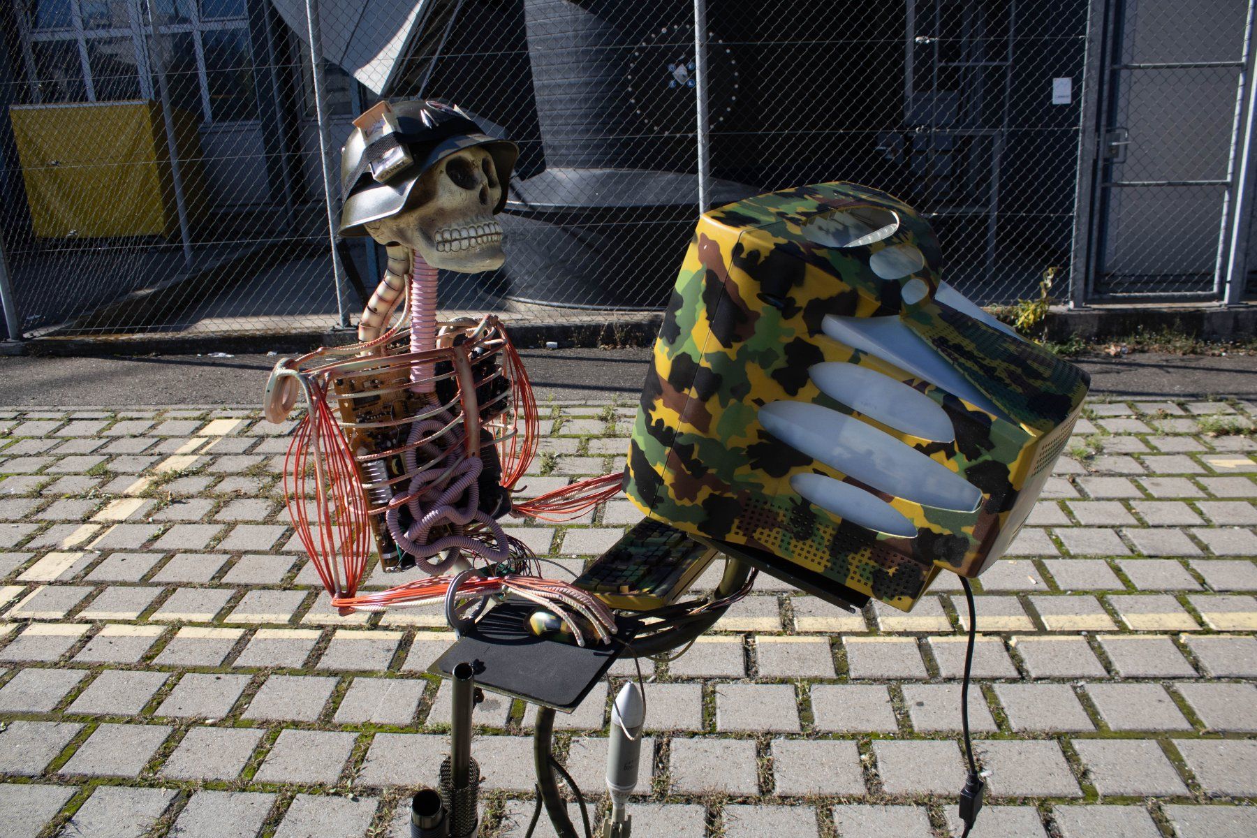 Sculptures & Statues: Skulptur Feedback Loop – D'occasion à Luzern par Metalhoerer 2