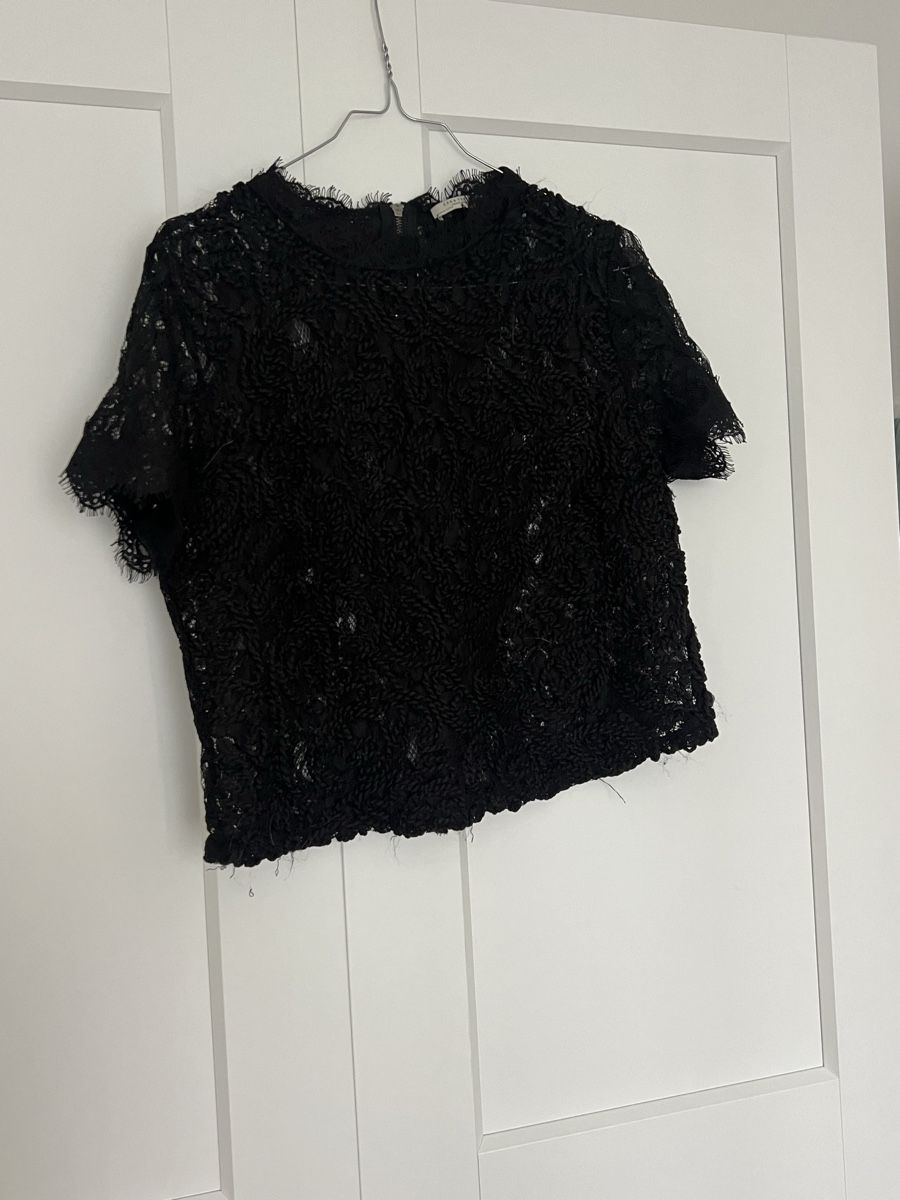 Zara T-shirt: T-shirt Zara – Usato da Pregassona venduto da kat_zh5d