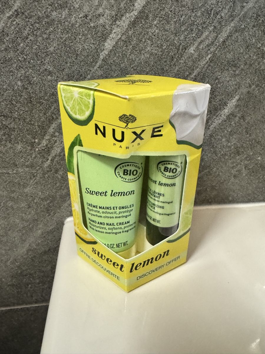 Cura del viso: NUXE Crema e lucida labbra – Nuovo e nell'imballaggio originale da Porza venduto da kaj_d5q7
