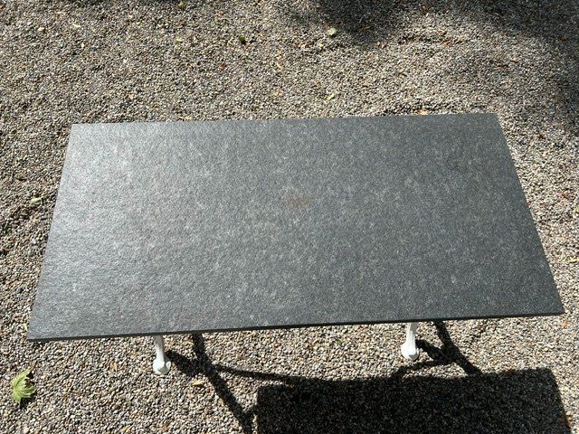 Tables: Tisch mit Granitplatte, NP Fr. 700.- – D'occasion à Winterthur par woodenhiller68 6