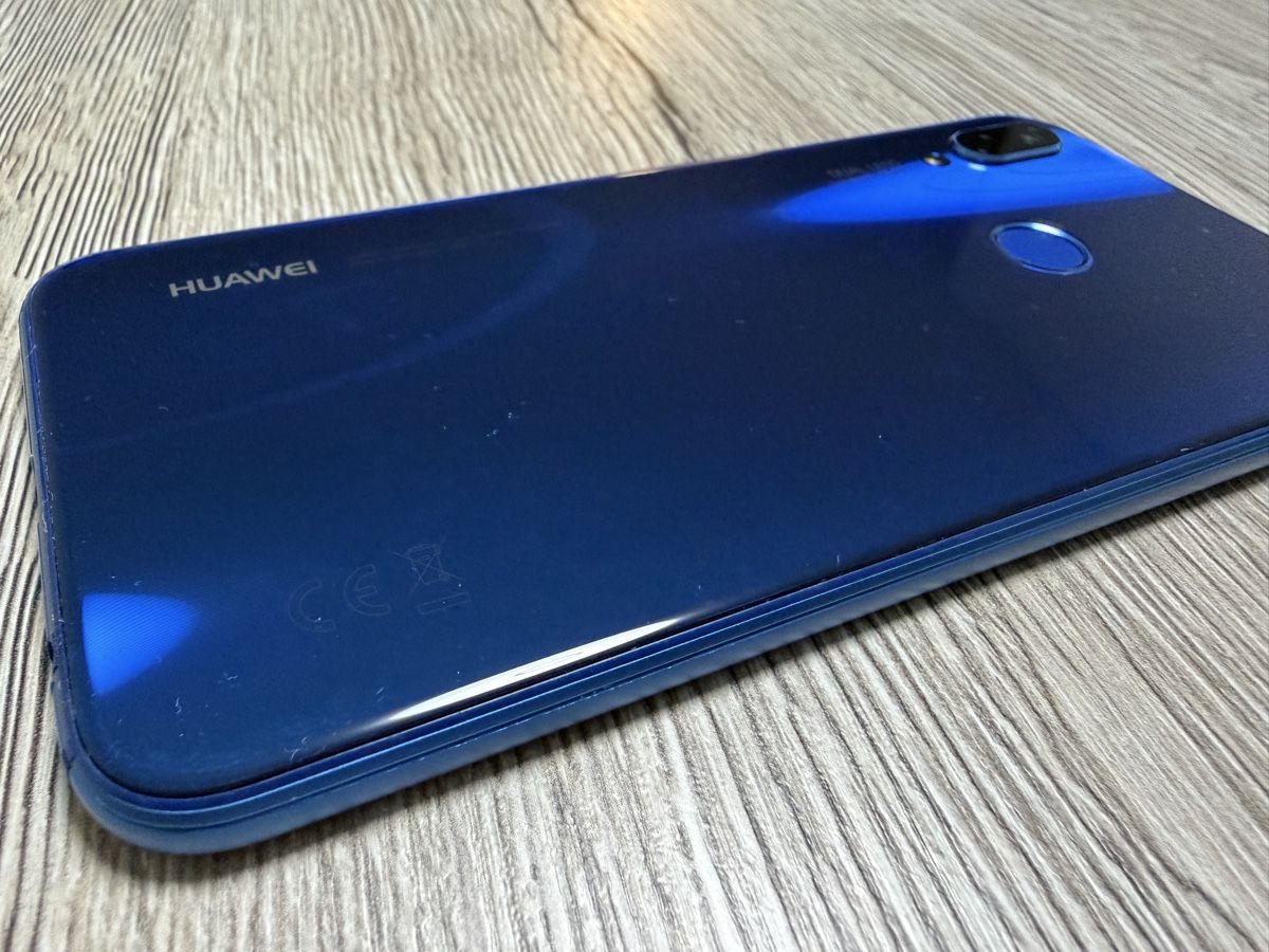 Huawei Telefoni cellulari / Smartphones: Huawei P20 Lite 64GB Blau – Usato da Benglen venduto da bmwgt 4
