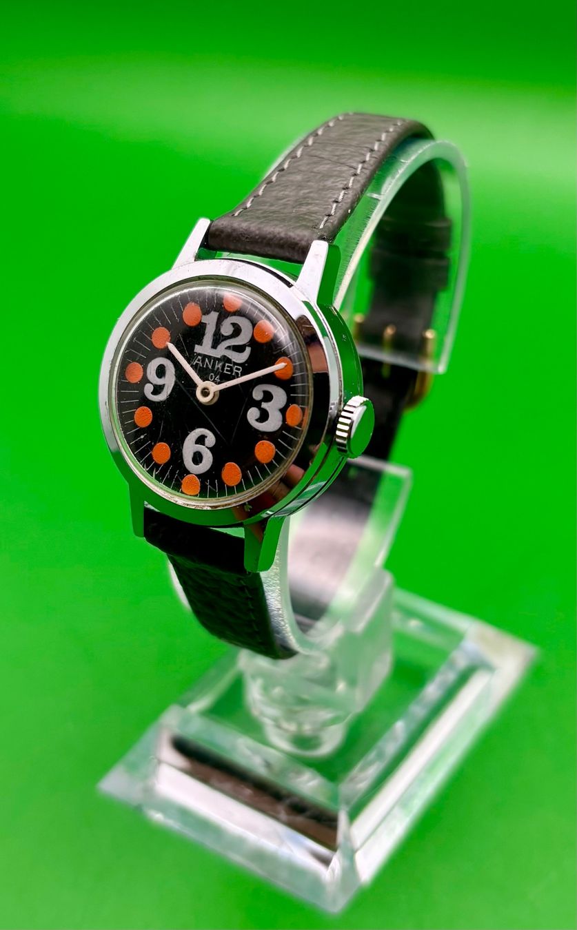 Montres: ANKER 04 DAMENUHR – D'occasion à Rorschach par ZeitWerk.10