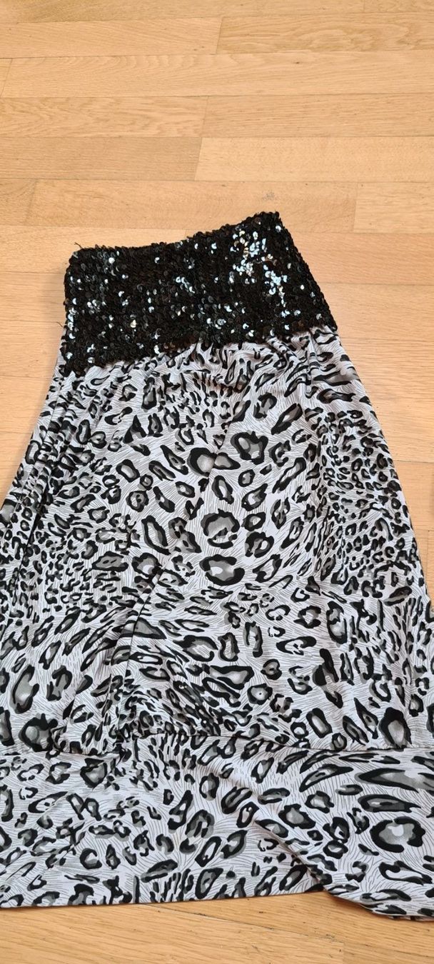 Lotti di vestiti: Shorts und Kleid – Usato da Ferden venduto da jemyce 1