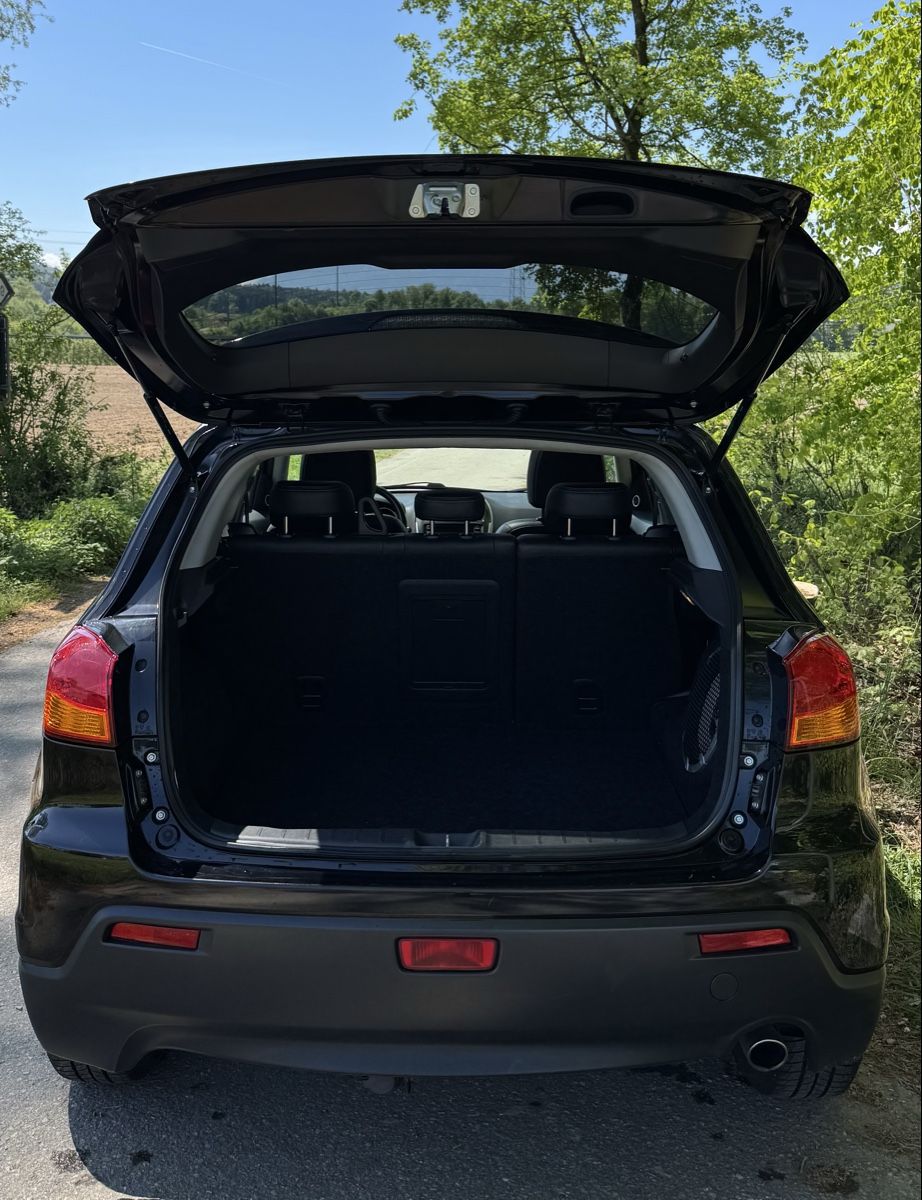 Mitsubishi Automobili: Mitsubishi ASX DiD Navigator 4WD – Usato da Ebikon venduto da ram_xc8c 1