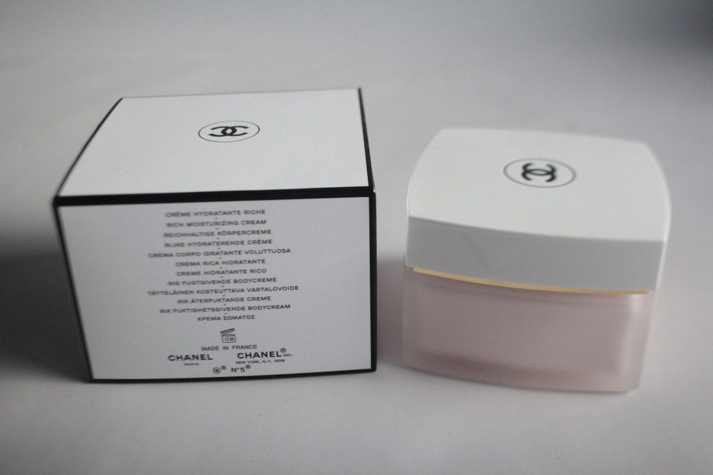 Chanel Altro per la cura del corpo: CHANEL N°5 Crème corps 150g – Nuovo (secondo la descrizione) da Vandoeuvres venduto da Dom-Tom 2