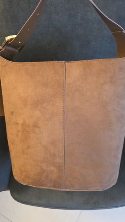 Damen Schultertasche Wildlederoptik braun neuwertig