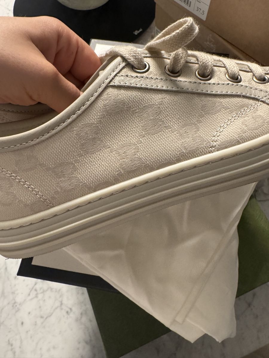 Damenschuhe: Gucci sneaker – Neu (gemäss Beschreibung) aus Altendorf von Aleksandrasa 4