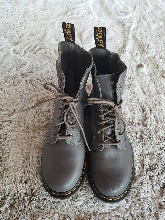 Dr. Martens Scarpe da donna: Dr Martens 'Pascal' 39 neu – Nuovo (secondo la descrizione) da Klingnau venduto da Saarvoire