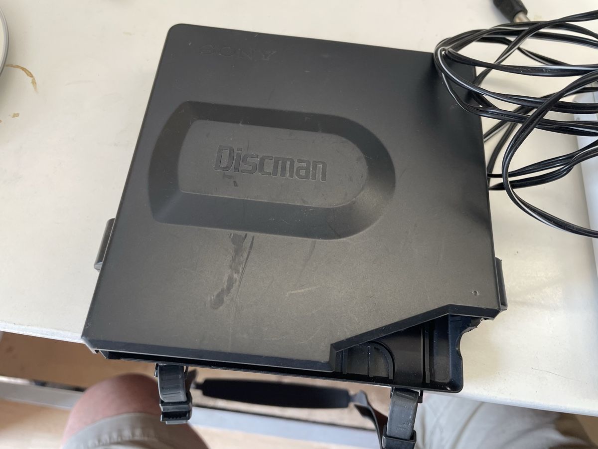 Sony Lecteur media portable: Sony Discman D-150 – Défectueux à Zürich par haeschesnonid 3