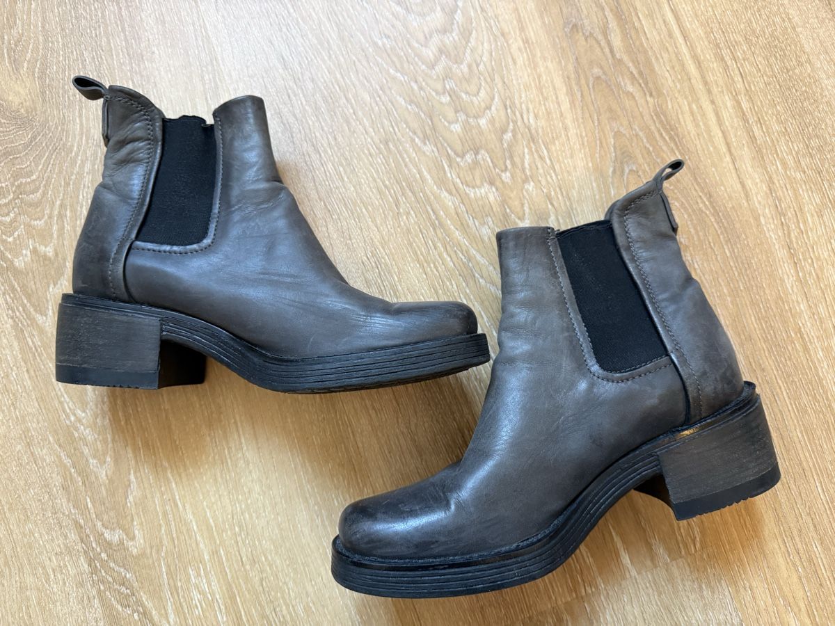Mjus Scarpe da donna: Bottines grises cuir Mjus, p.38 – Usato da Tavannes venduto da Thriftshop 1