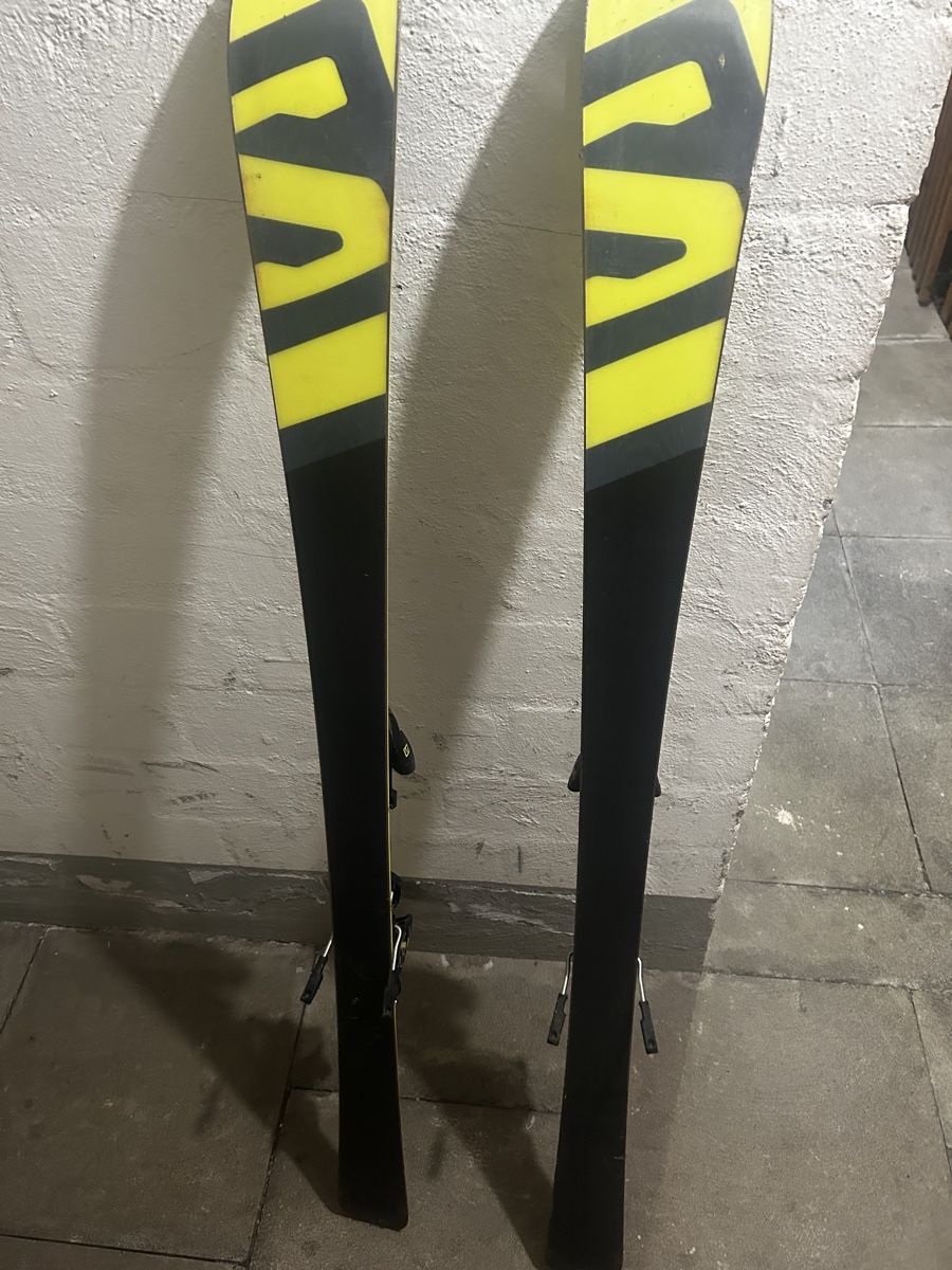 Skis: Salomon Ski R11 Max – D'occasion à Hombrechtikon par hug_5syk 3