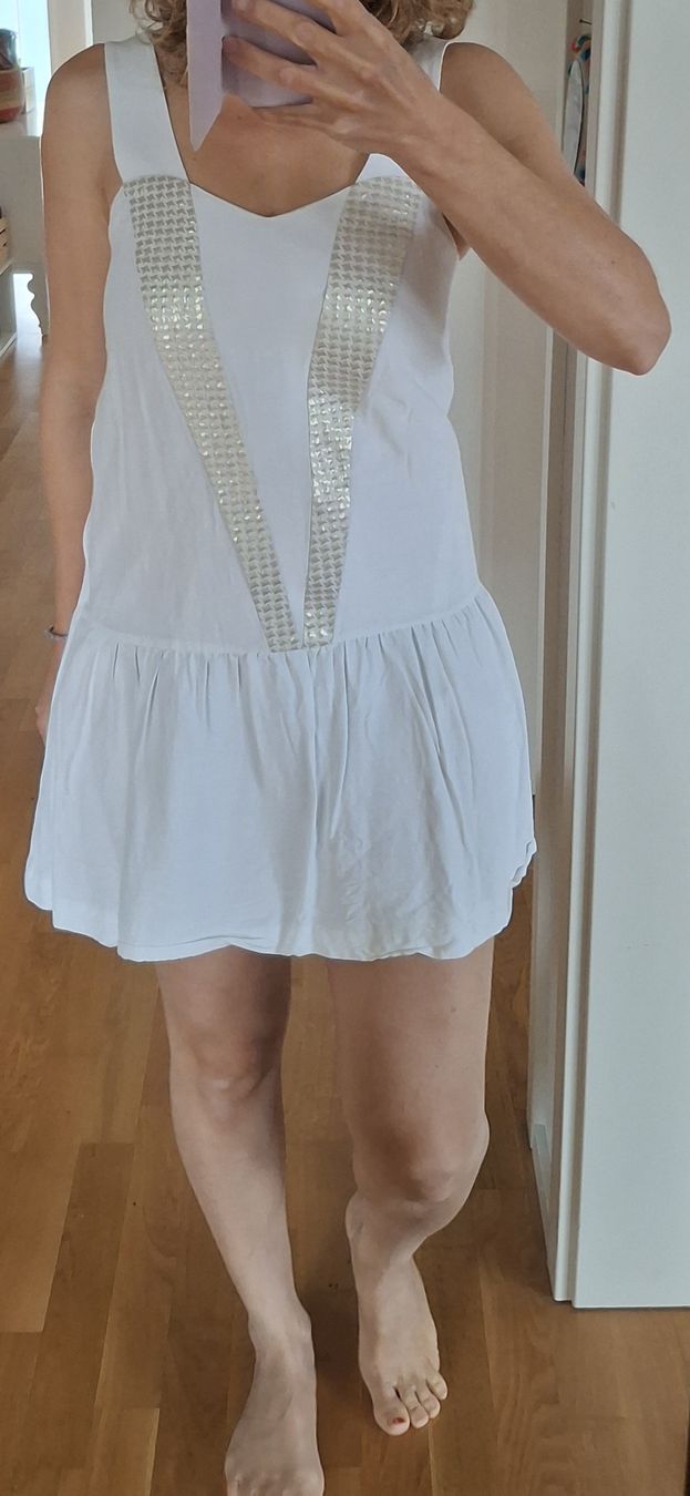 Nafnaf Vestiti: Robe courte blanche Nafnaf – Usato da Le Pâquier-Montbarry venduto da Fibilynn05