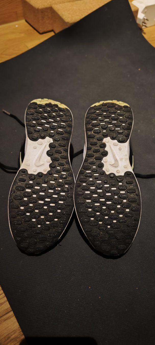 Nike Scarpe per ragazzi: Nike Jungen, 34 – Usato da Sorengo venduto da Te_da 2