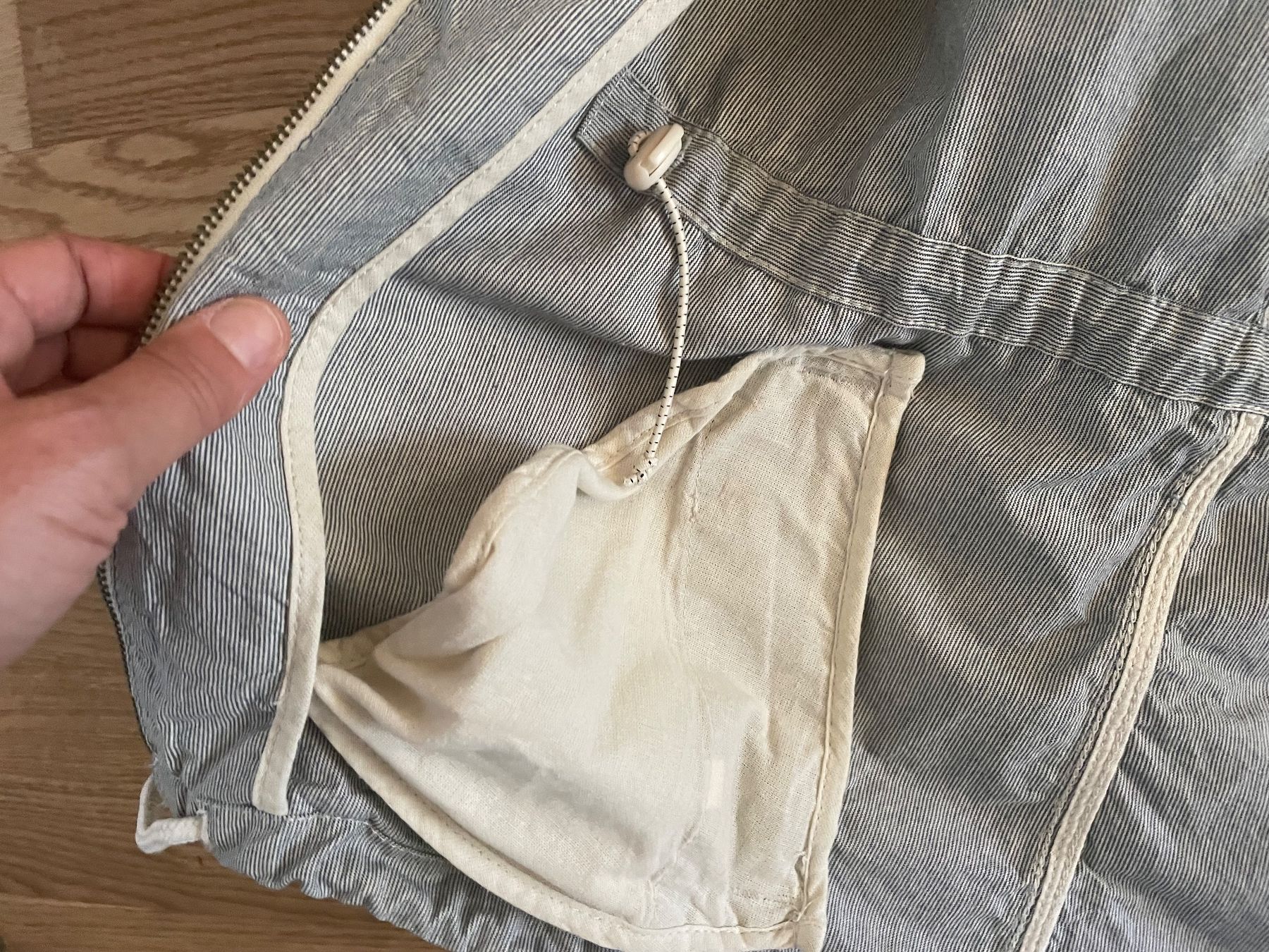 Giacche: Übergangsjacke Kapuze Grösse M – Usato da Oberwil BL venduto da another-day-of-sun 5