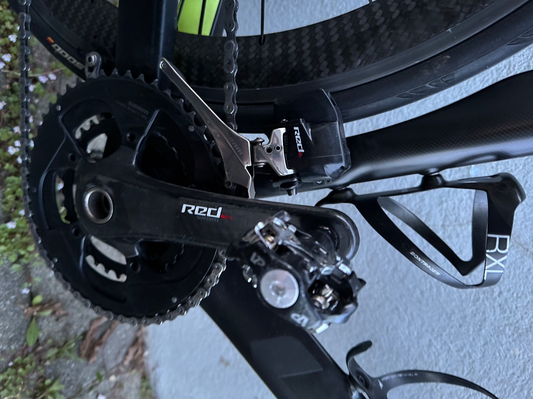 Look Vélos: LOOK 795 AerolightFluo Edition–High-End Carbon–SRAM Red eTap – D'occasion à zürich par Eltons 3