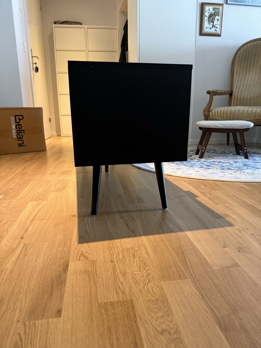 Beliani Cassettiere: Sideboard mit Rattanfronten schwarz neuwertig – Usato da Kriens venduto da Icardii_95 3