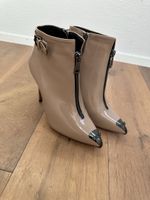 Stylische Lack-Stiefeletten mit Metallakzenten Gr36 NEU