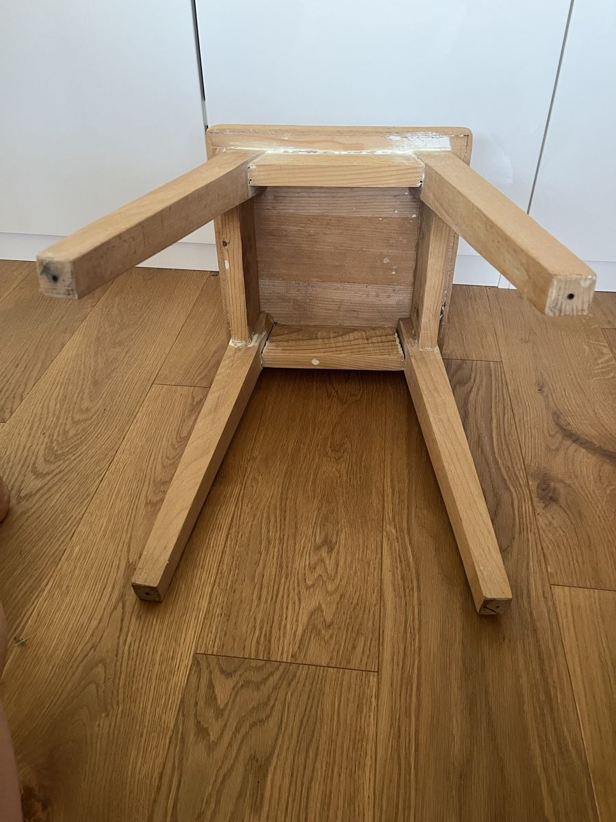 Hocker: Tabouret en bois naturel bon état – Gebraucht aus St. Prex von Nikolletta 5