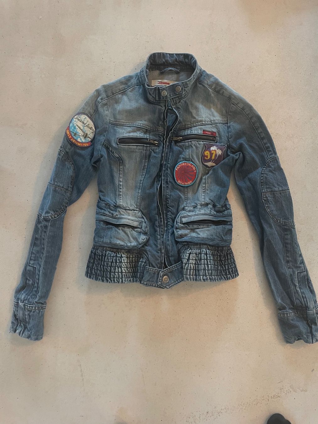 Only Giacche: Jeansjacke – Usato da selzach venduto da sanperepescador