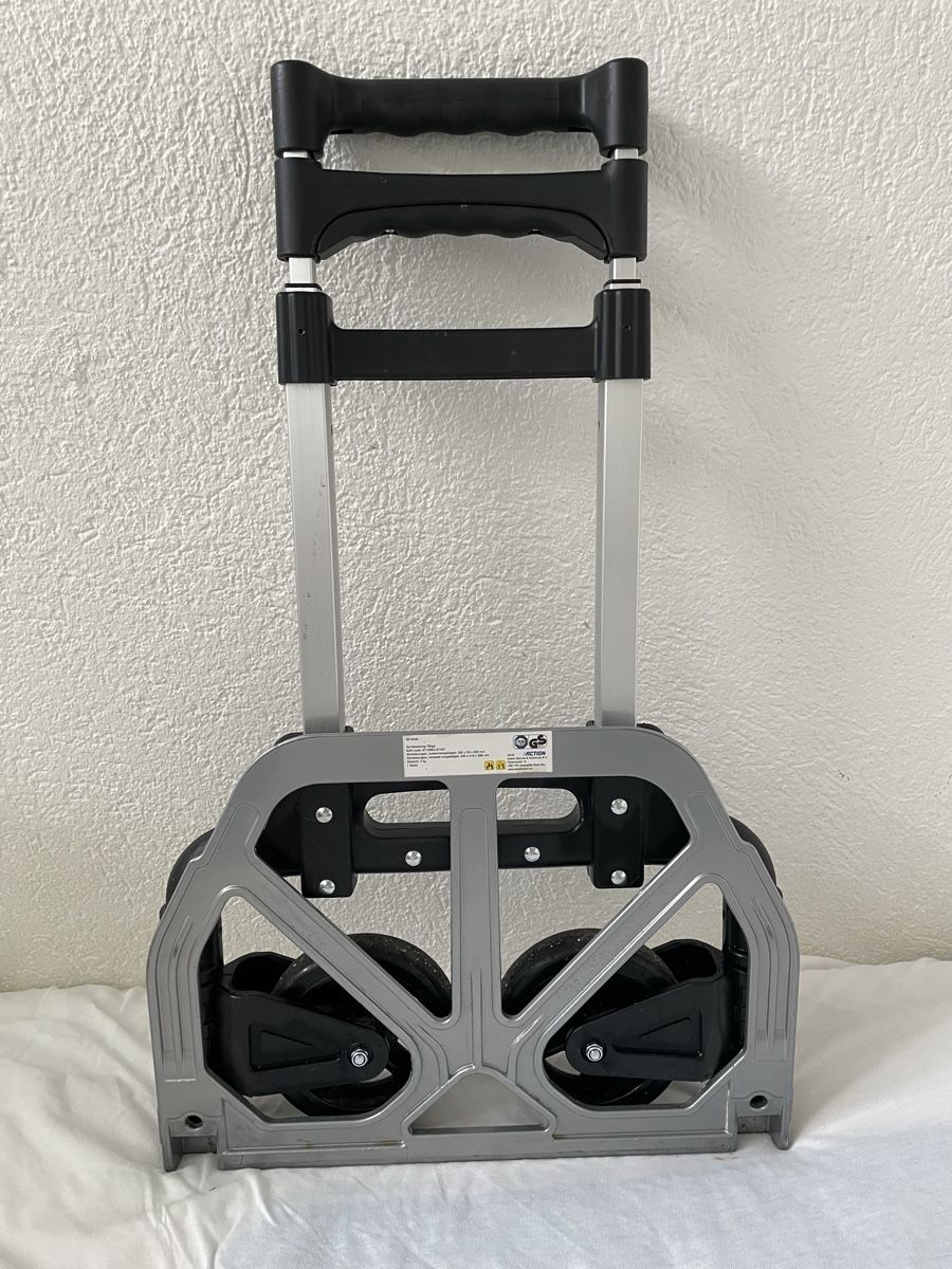 Schubkarren: Sackkarre Transportkarre klappbar – Gebraucht aus Zollikon von yaris0505