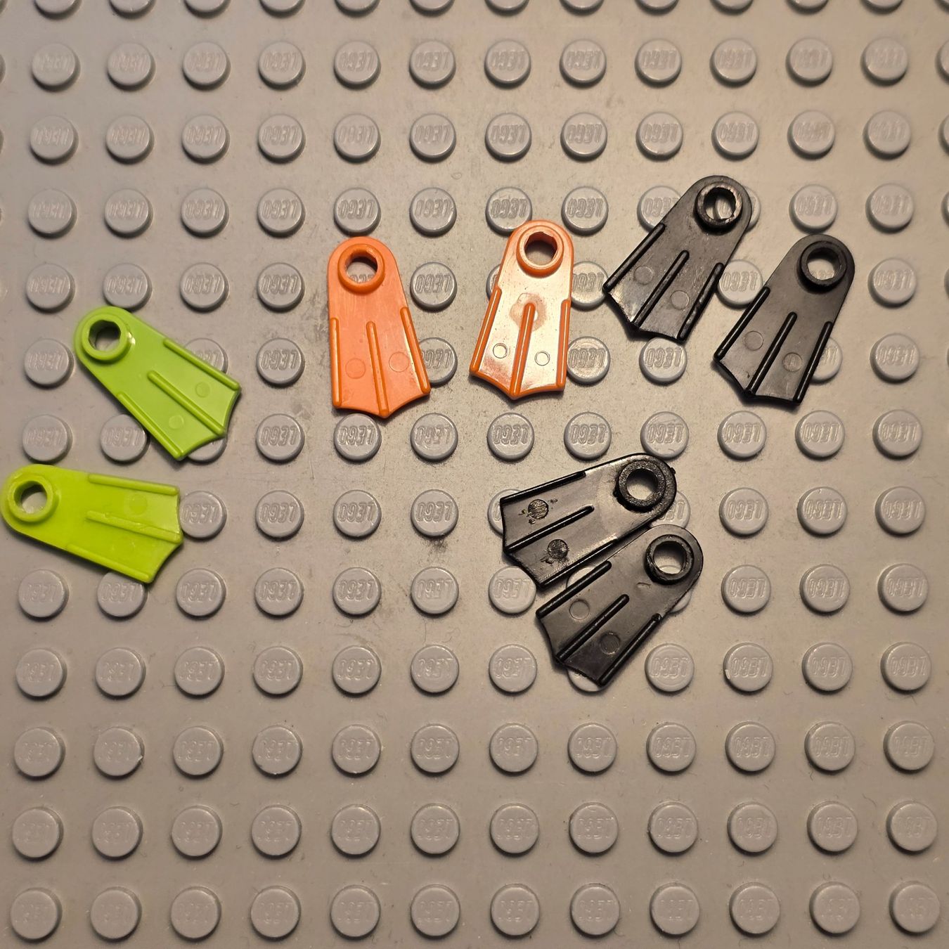 Lego Kit di costruzioni: Lego 8x Flossen (2599a) – Usato da Basel venduto da Swi-7621