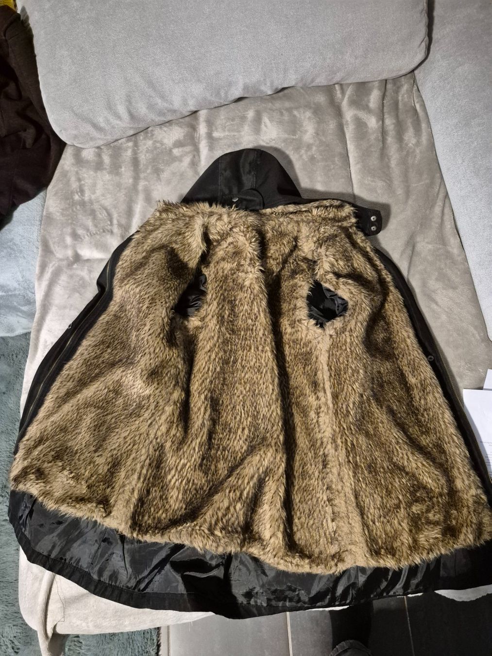 Jacken: Schwarze Übergangs/Winterjacke Grösse M – Gebraucht aus Tagelswangen von Daubinator7 1