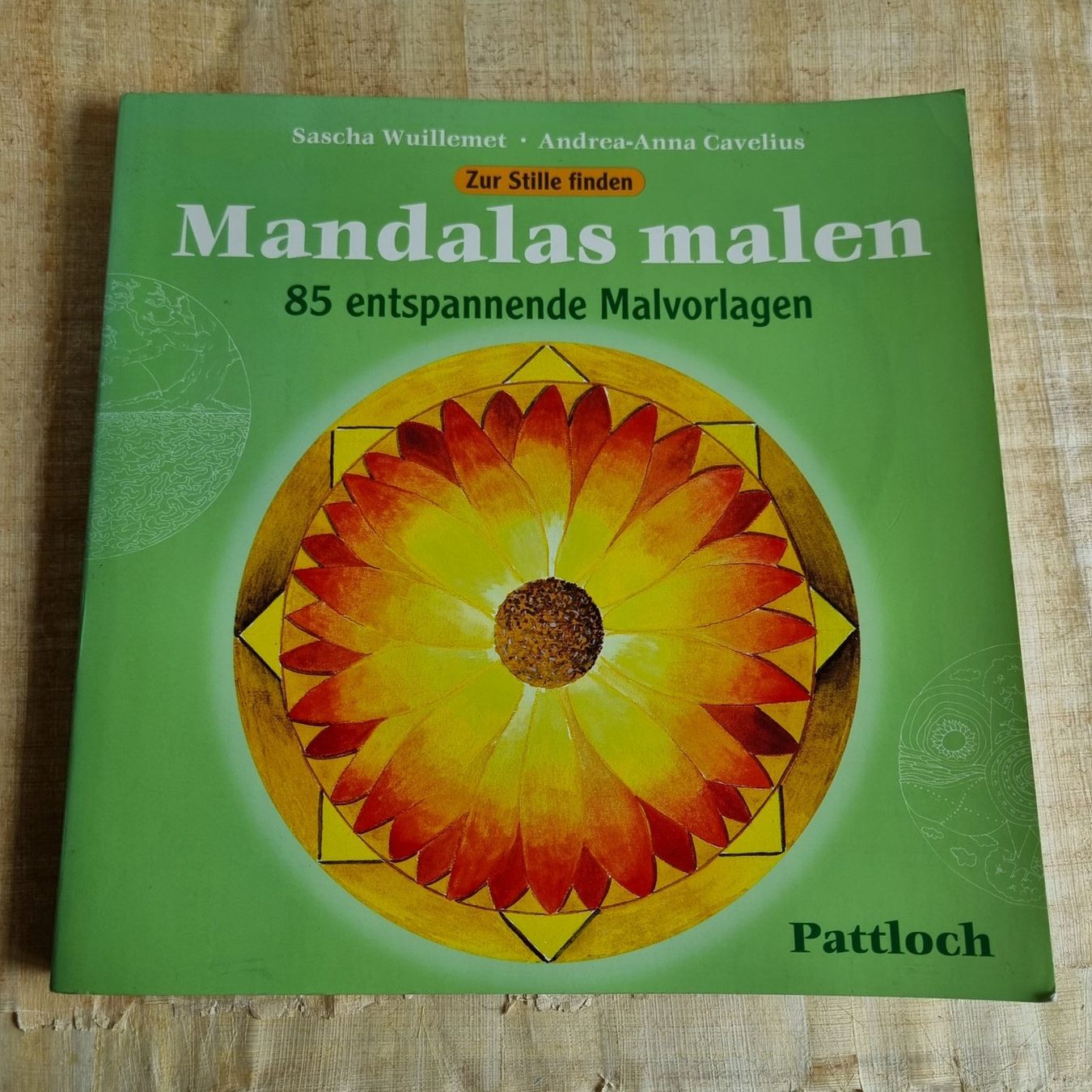 Bücher: Mandala Malbuch für Erwachsene & Kinder - 25 x 25 cm – Neu (gemäss Beschreibung) aus Rupperswil von moni_2024