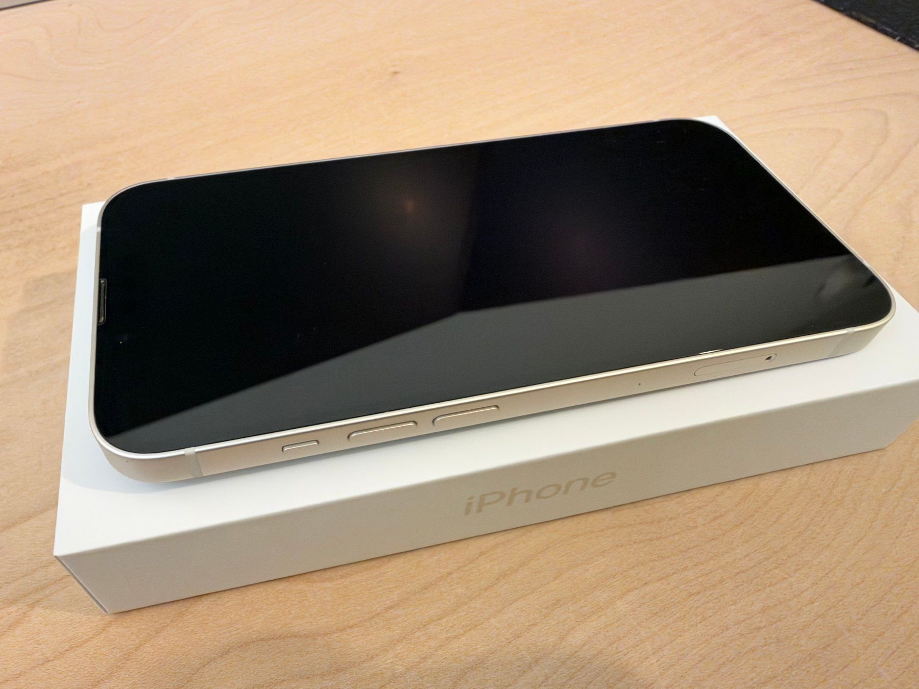Apple Telefoni cellulari / Smartphones: iPhone 14, Starlight 128GB – Usato da Zürich venduto da onlime 2