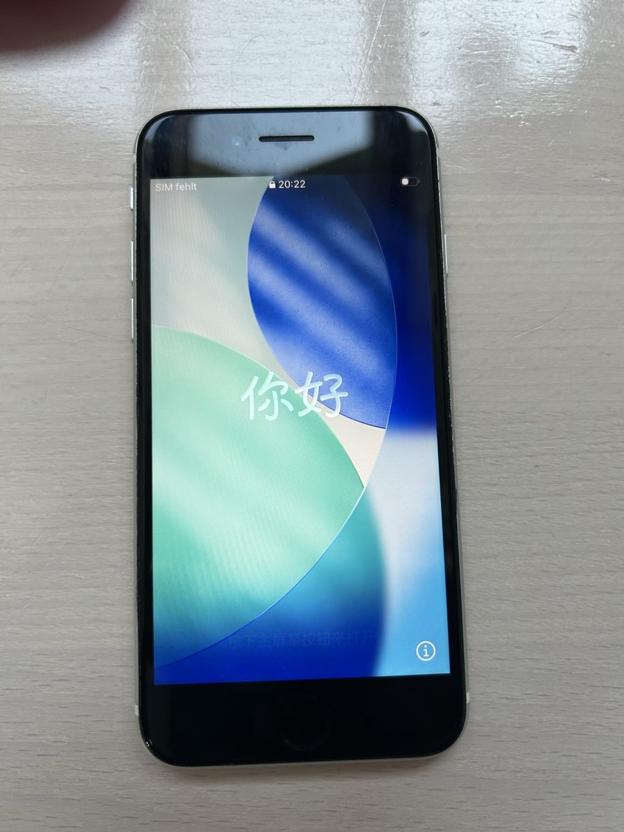 Apple Telefoni cellulari / Smartphones: iPhone SE 2020 – Usato da MUENSINGEN venduto da Simi2005