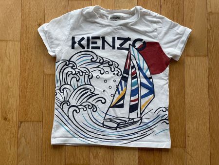 Kenzo Tshirt White Size 6,116. As new