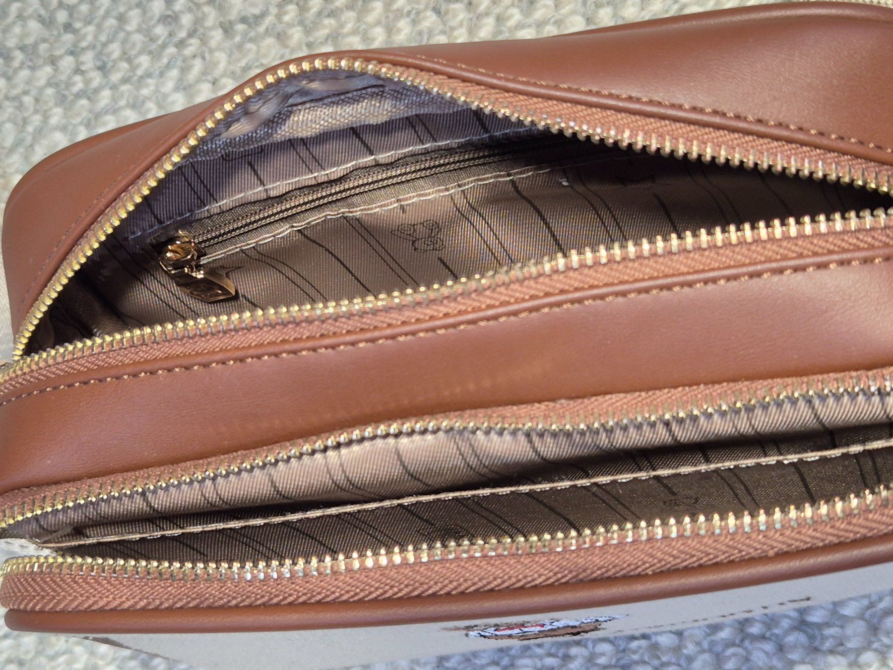 Borse & Zaini: Umhängetaschen Mädchen oder Damen – Nuovo (secondo la descrizione) da Gebenstorf venduto da Agadine 5
