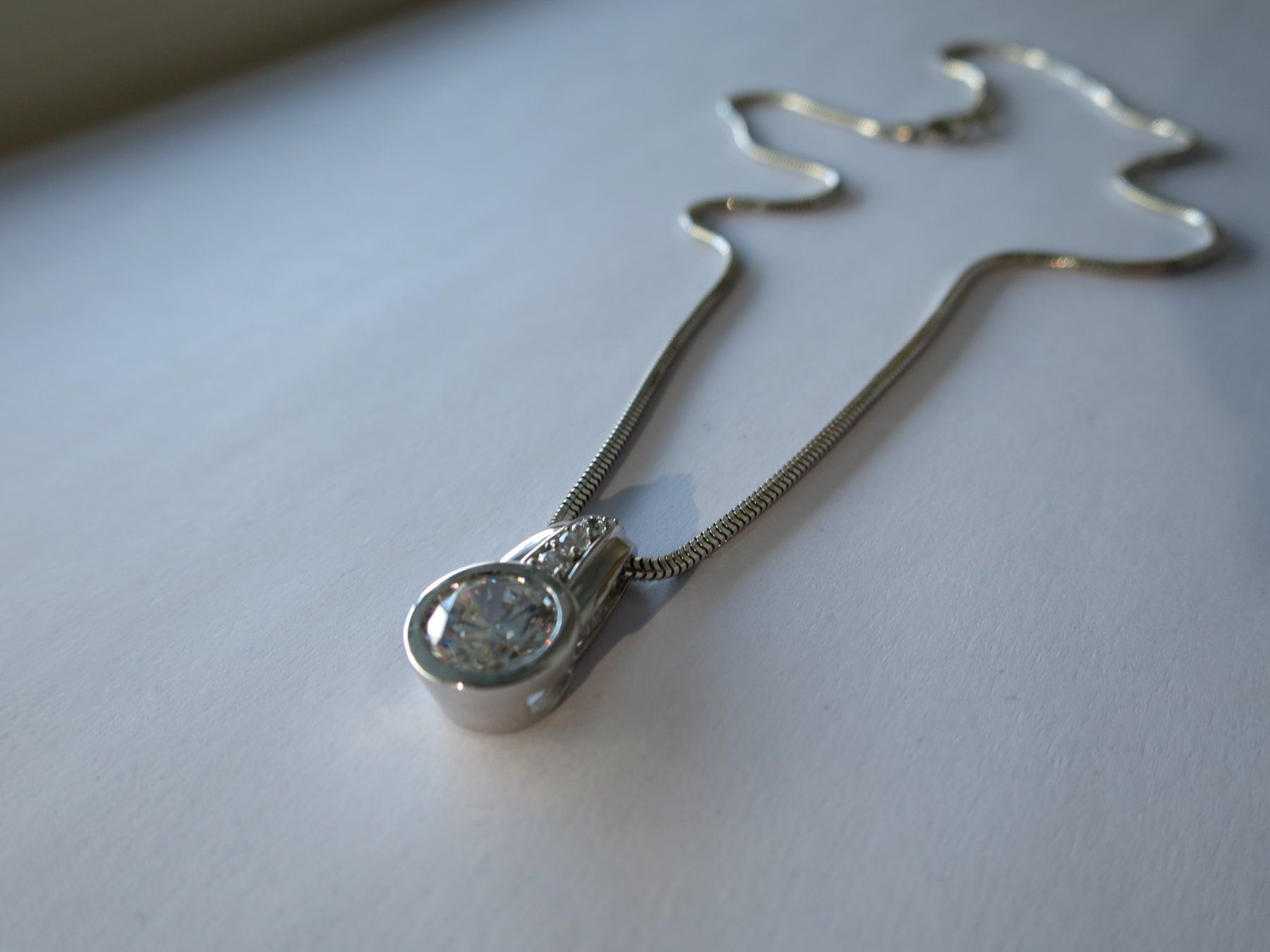 Colliers: Schöne Kette mit Anhänger SILBER – D'occasion à Thun par Chrabu 3
