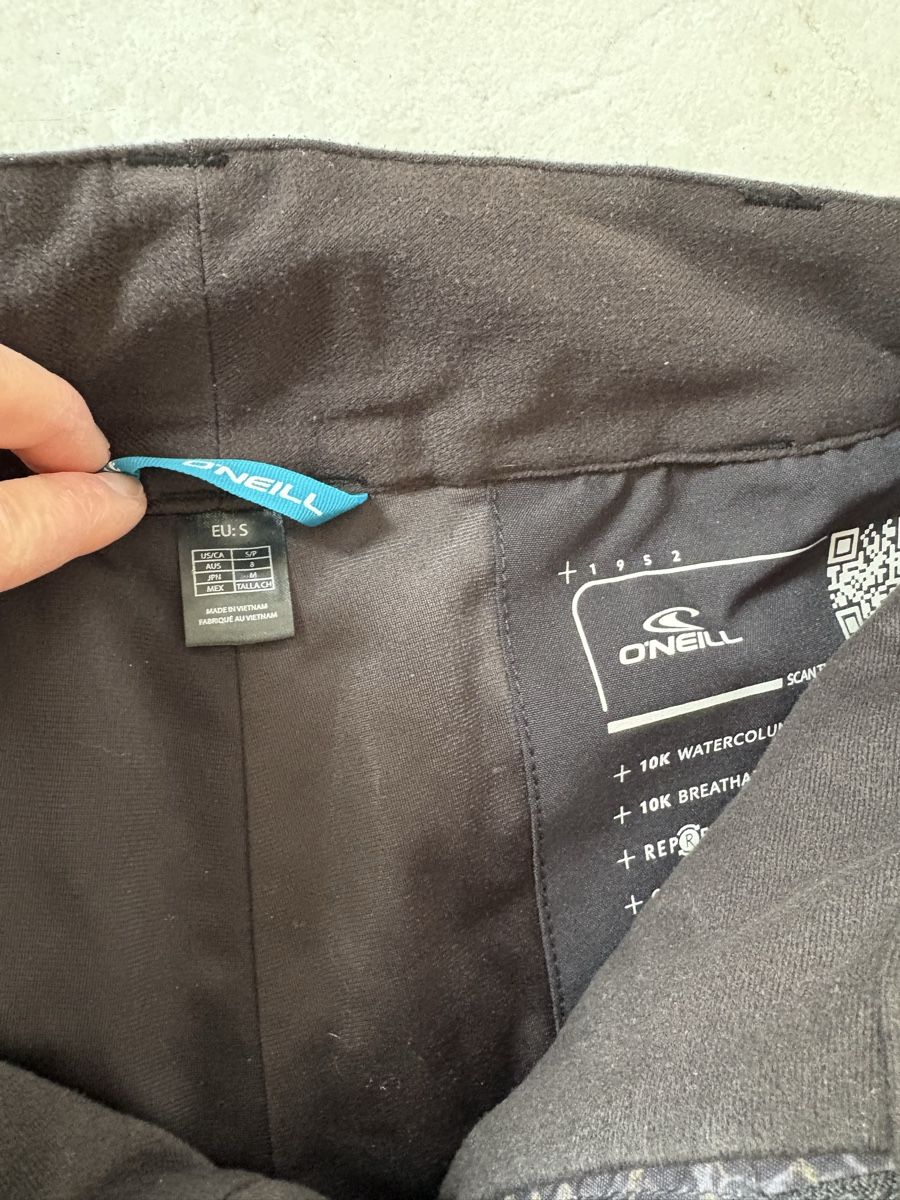 Pantaloni: Pantaloni da sci/snowboard da donna – Usato da Contra venduto da Bluma02 2