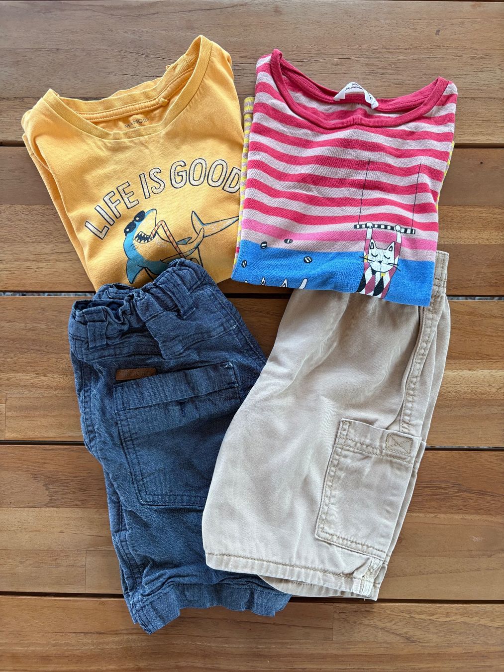 Sonia Rykiel Lotti & Set di vestiti: Jungenpaket, Grösse 4/5 Jahre – Usato da Aesch BL venduto da snezienka53